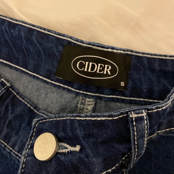 CIDER dark wash jean shorts - Picture 2 of 4